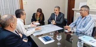 UEP | Junto a profesionales diseñamos estrategias para el progreso de Tucumán facet